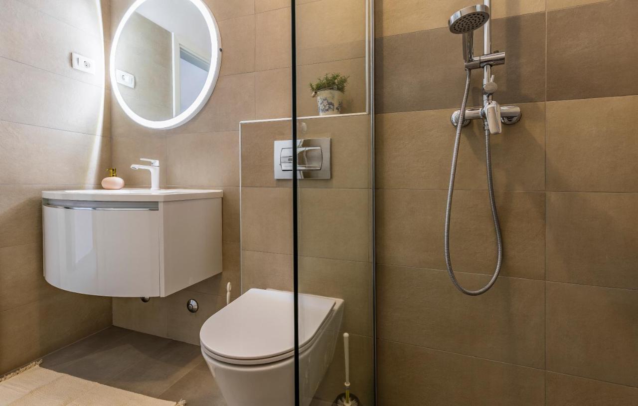 Apartments Pimpinella Premantura Ngoại thất bức ảnh