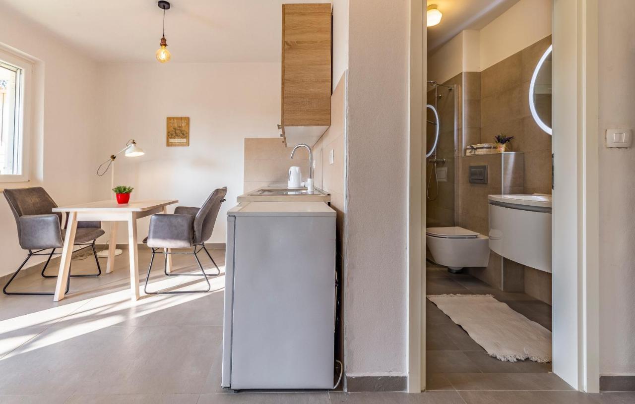 Apartments Pimpinella Premantura Ngoại thất bức ảnh
