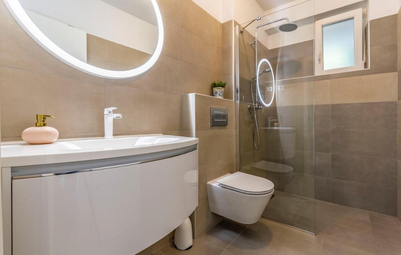 Apartments Pimpinella Premantura Ngoại thất bức ảnh